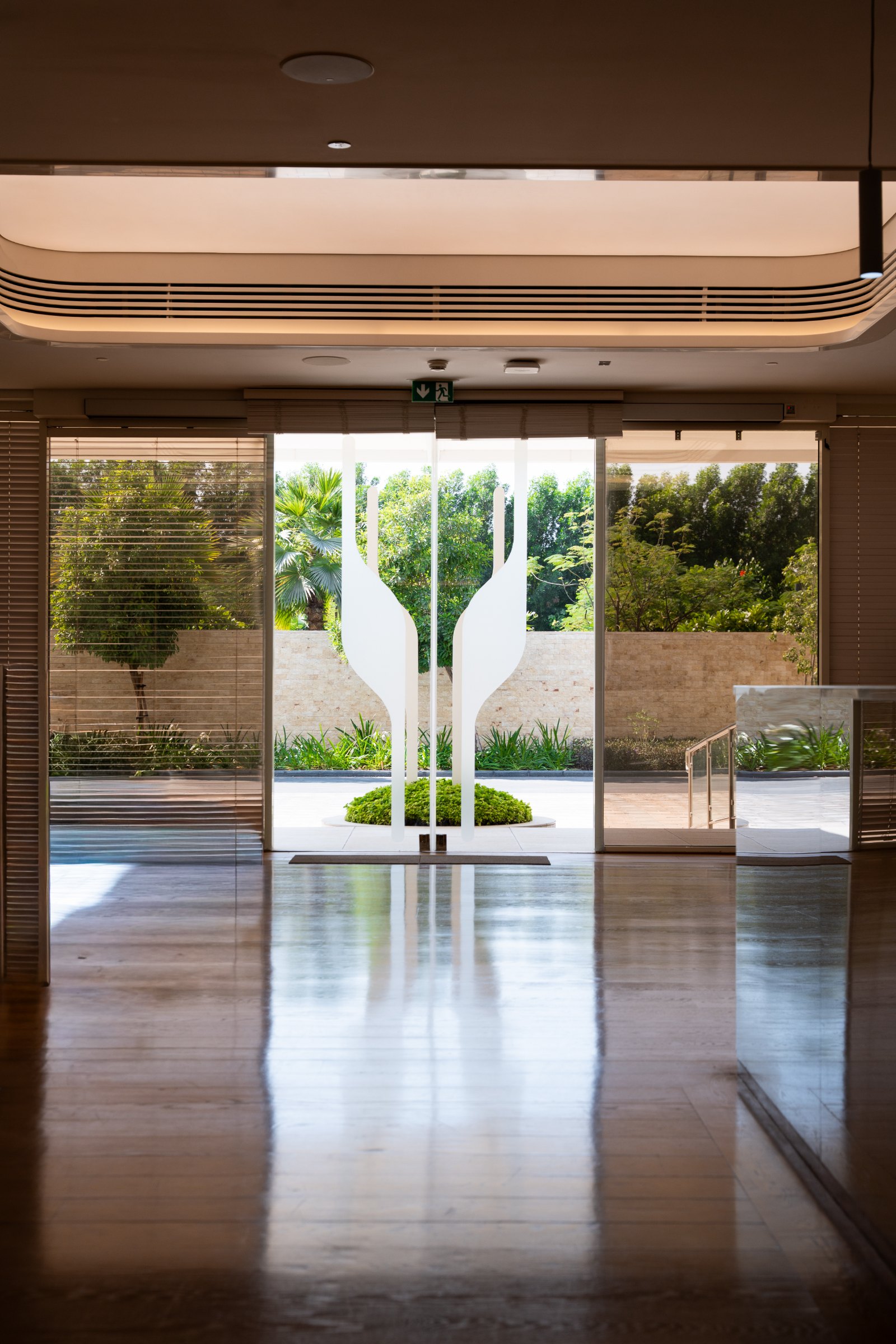 The vessel, at the door